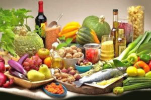 Mediterranean Diet Lowers Risk of Breast Cancer