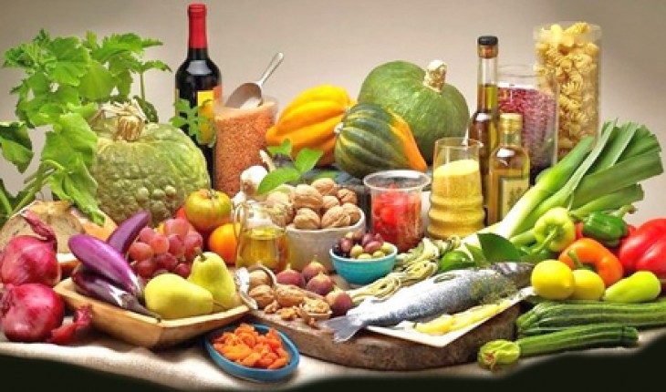 Mediterranean Diet Lowers Risk of Breast Cancer